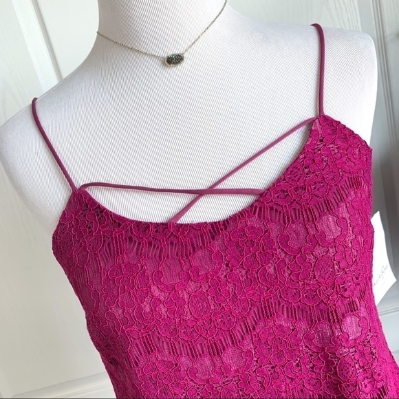 Love Fire Fuchsia Lace Lined Tank Top - Picture 4 of 10